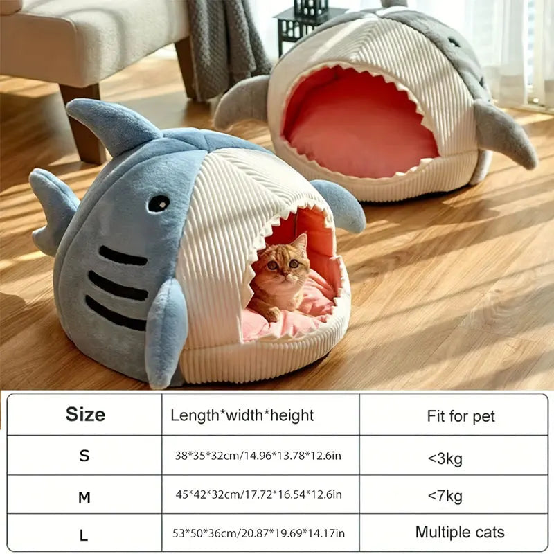 Cama para mascotas con diseño de tiburón de dibujos animados